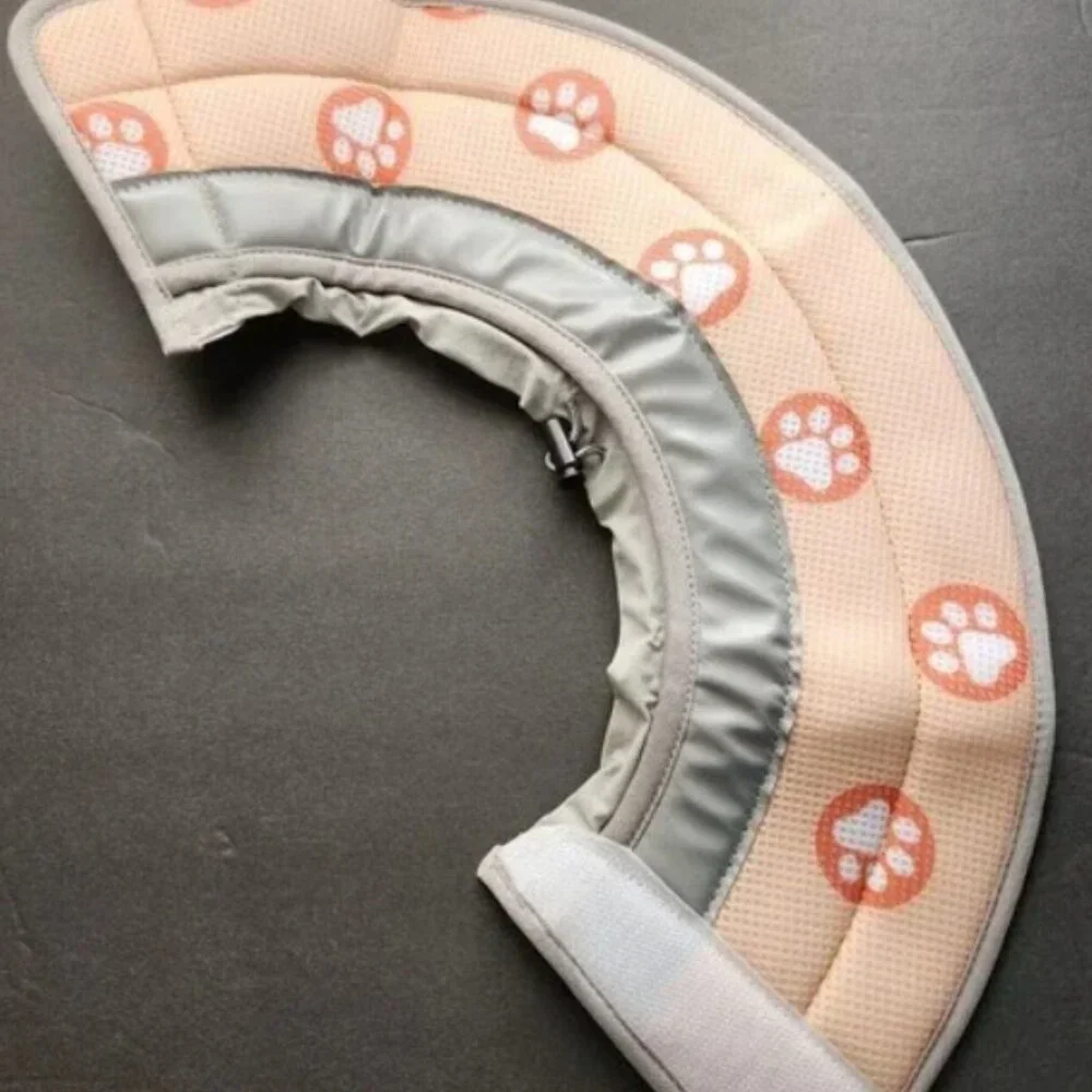 VINTAGE Cat/Dog M Paw Prints Hook Loop Adjustable Soft Side Comfy Collar Cone